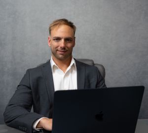 Daniel Ajazi The Founder of Ajazi Tax One of The Trusted Tax Firm in Clearwater, Florida
