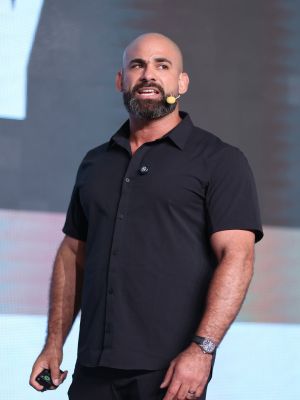 George J Saliba.jpg